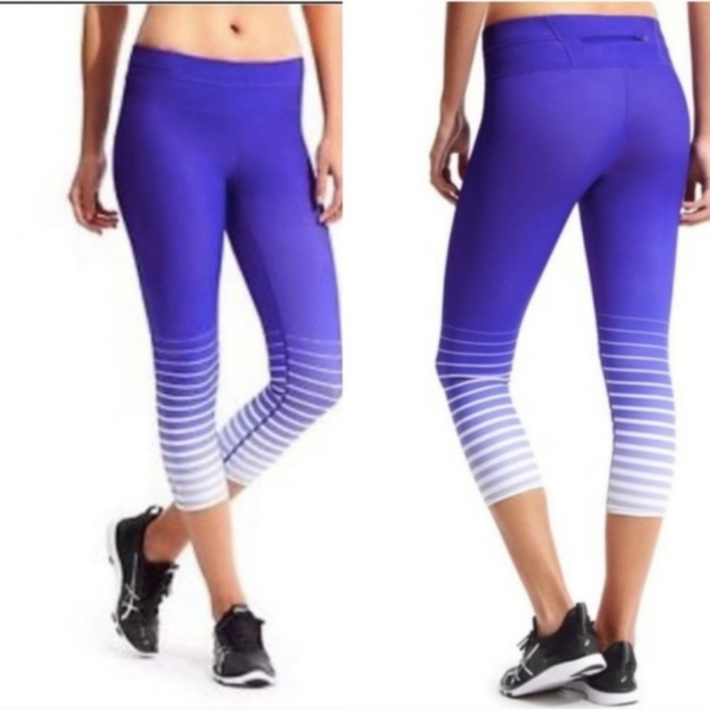 Athleta‎ Stripe Fade Sonar Capri Legging Size XS